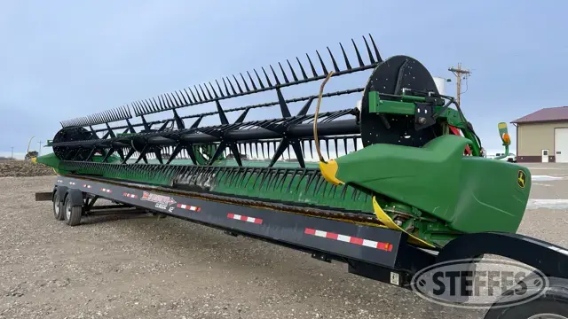 2017 John Deere 640FD