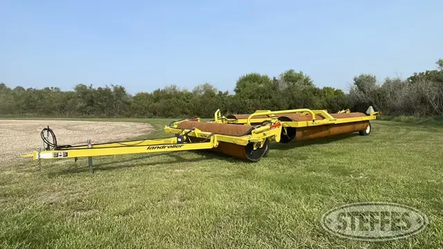 2019 Degelman LandRoller 7651