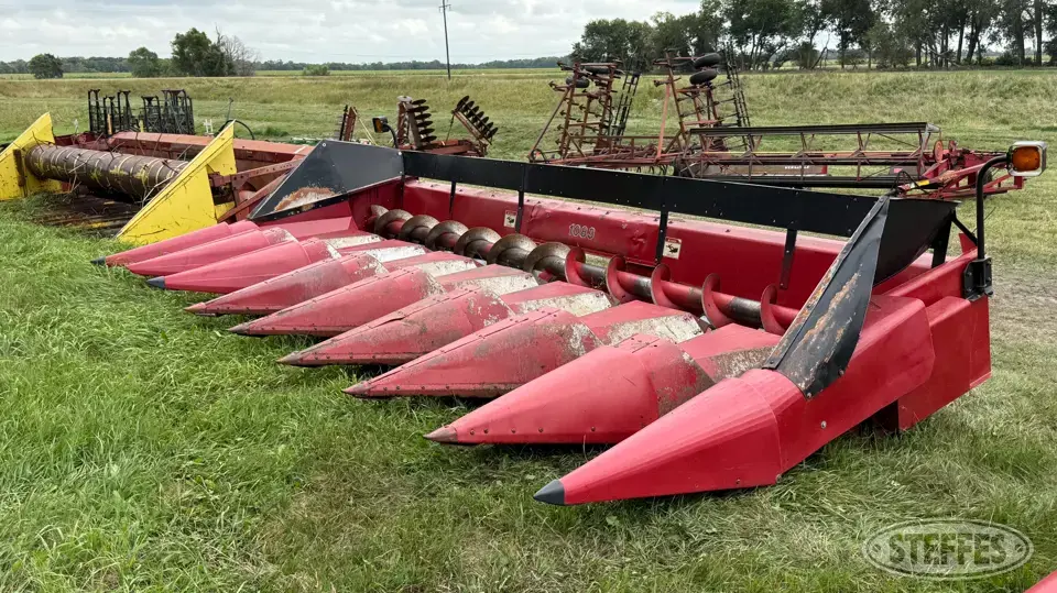 1995 Case IH 1083 Corn Head