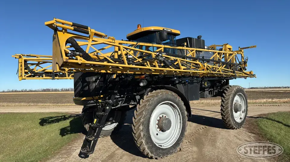 2013 RoGator RG1300 Self-Propelled Sprayer