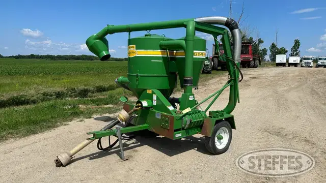 Walinga Agri-Vac 614 Deluxe