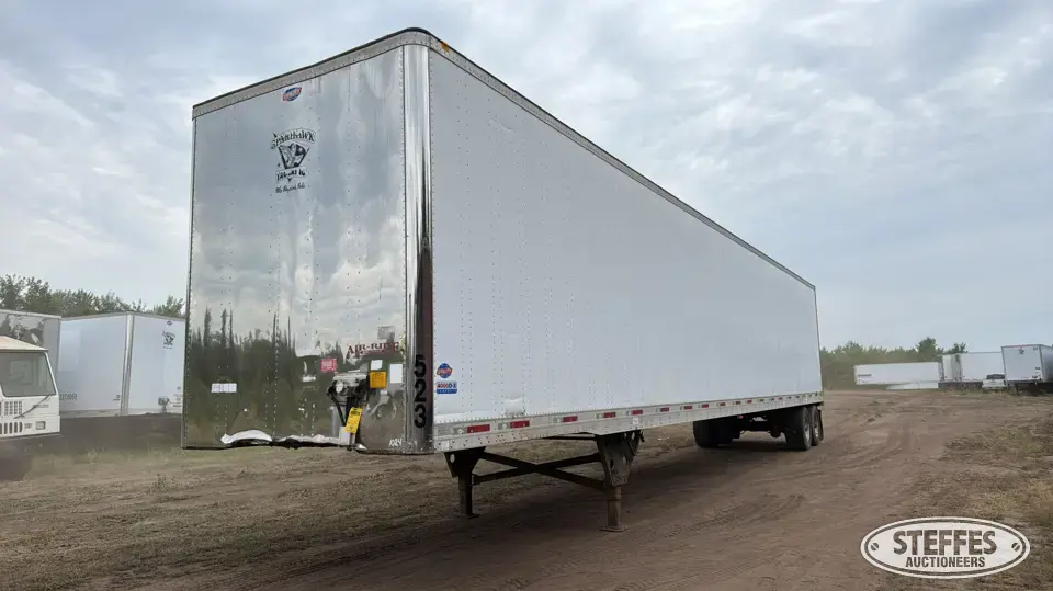 2010 Utility VS2DX Van Trailer