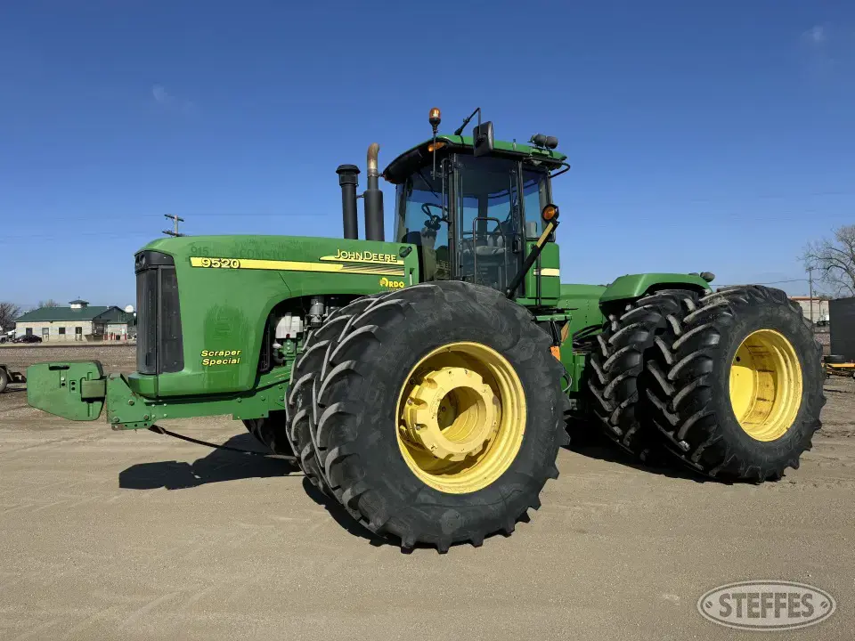 2007 John Deere 9520 4WD Tractor