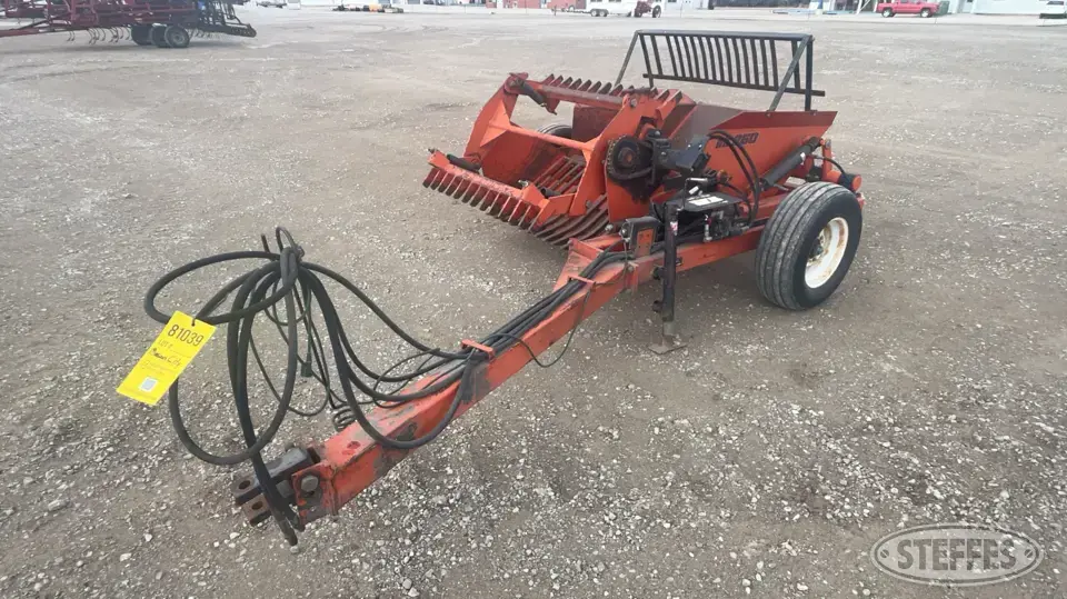 1999 Rite Way RR250 Rock Picker