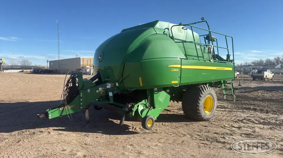 2016 John Deere L340 Square Baler