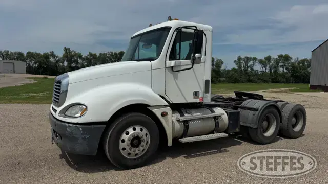 2005 Freightliner Columbia