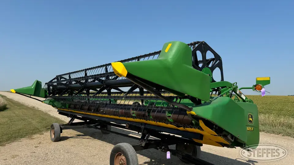 2003 John Deere 925F Flex Head