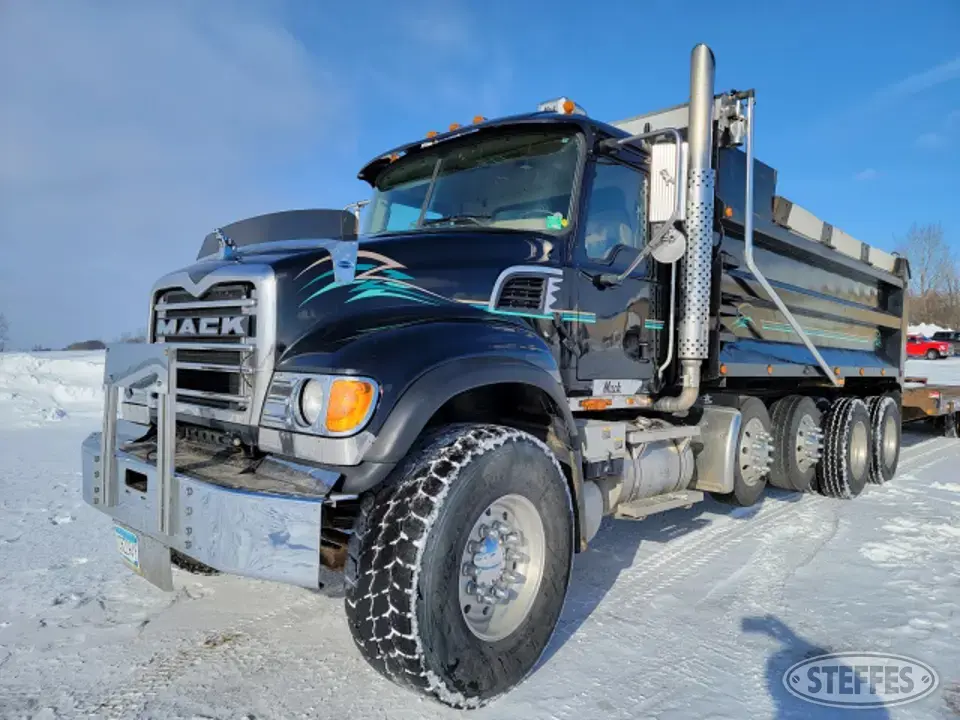 2004 Mack CV713 Dump Truck