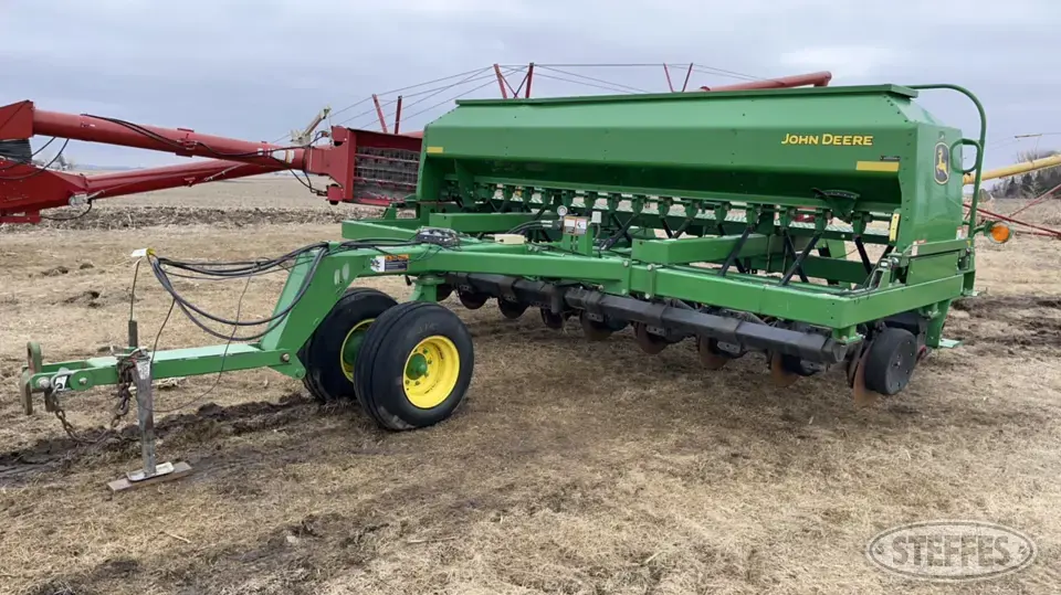2005 John Deere 1590 Press Drill
