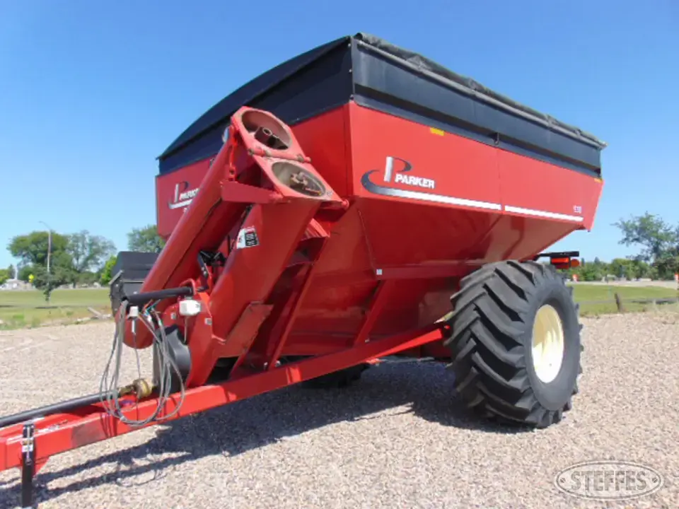 2008 Parker 938 Grain Cart
