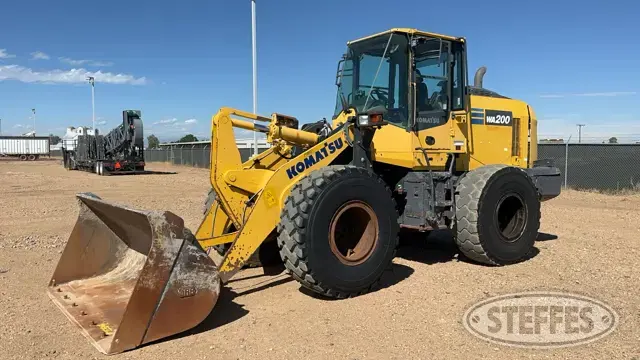 2018 Komatsu WA200-8
