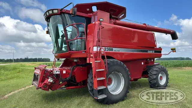 2005 Case IH 2388