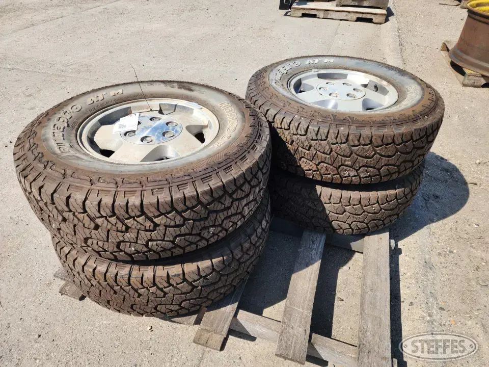 Hankook Dynapro Passenger-Light Truck Tire
