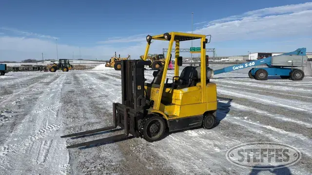 Hyster 550XM