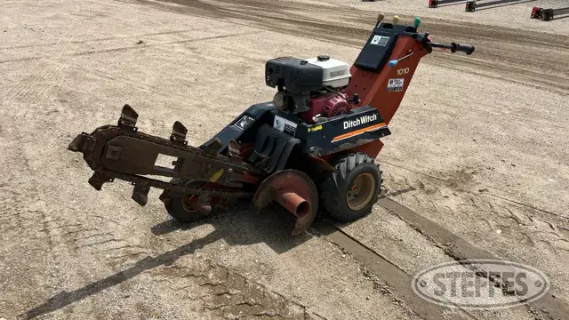 Ditch Witch 1010