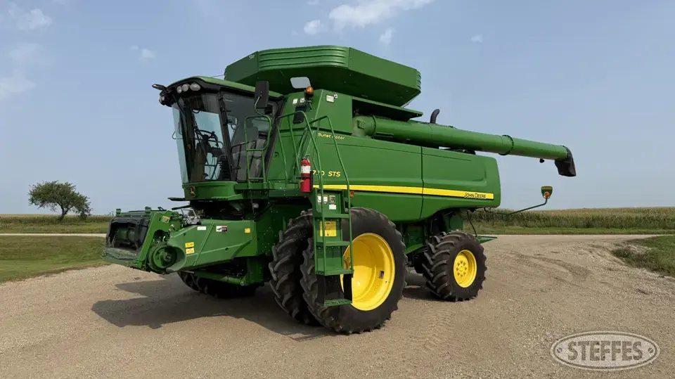2011 John Deere 9770 STS Combine