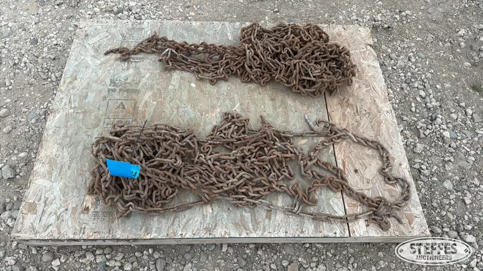 (2) Tire chains Truck-Trailer Part
