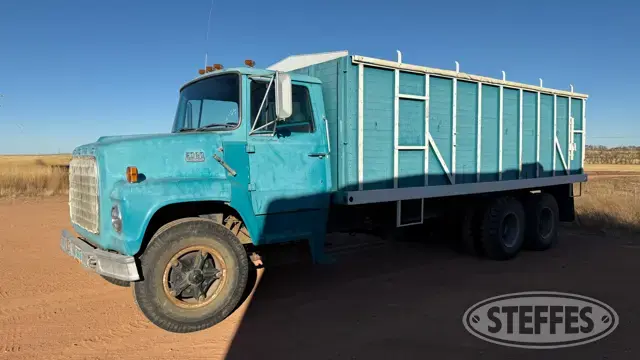1972 Ford N750