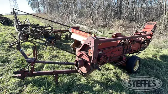 New Holland Hayliner 273