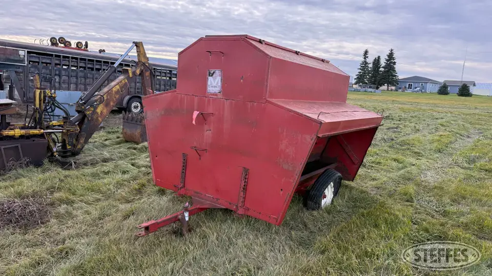 K&K creep feeder Feeders and Bunk