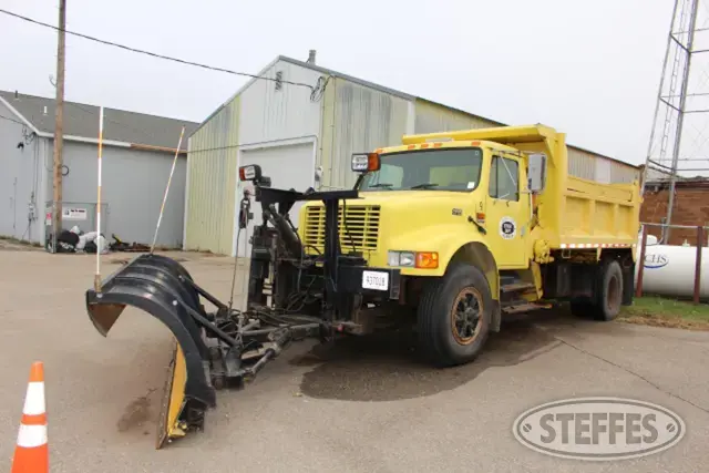 1995 International 4900