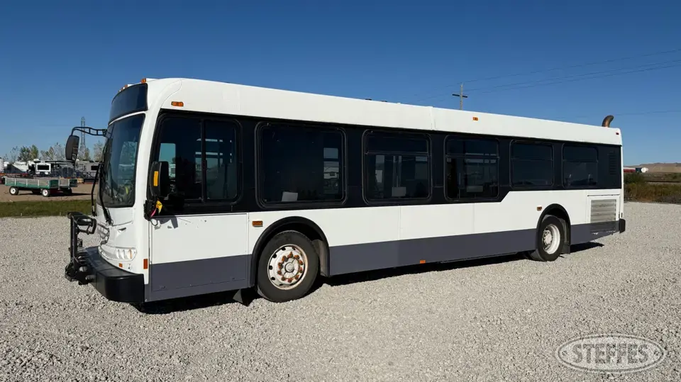 2010 New Flyer LF35 Bus