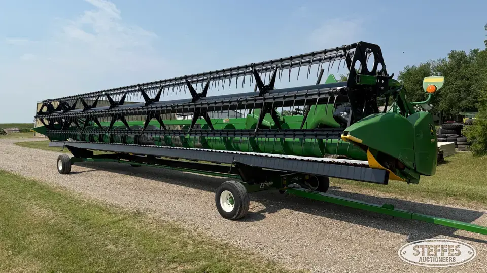 2011 John Deere 635F Flex Head