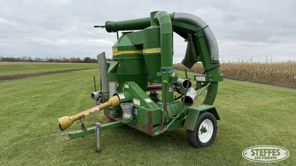 2003 Walinga 7614 Deluxe Pneumatic Grain Equipment