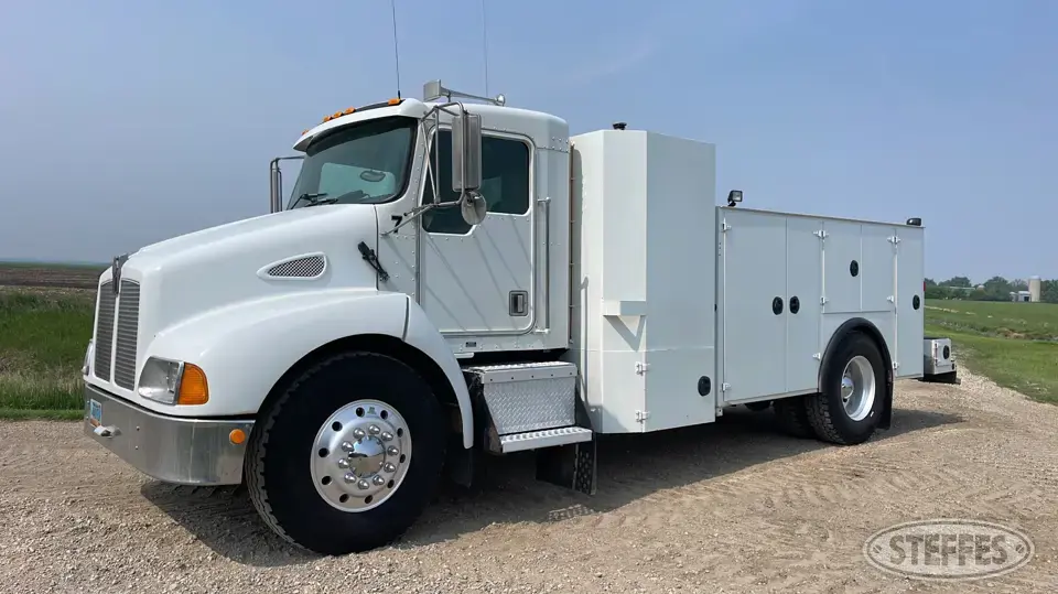 2001 Kenworth T300 Service Utility Truck