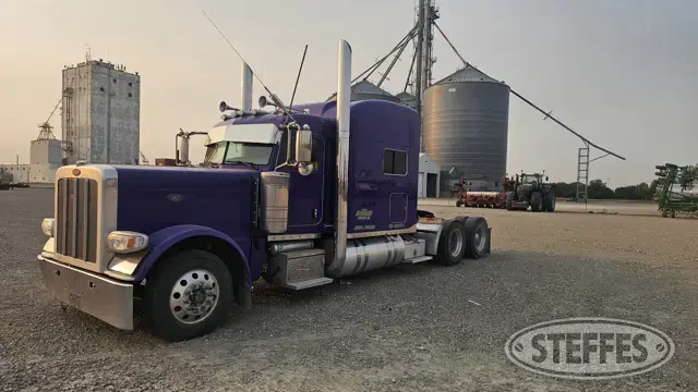 2015 Peterbilt 389 Glider