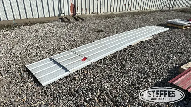 Approx. (21) steel siding sheets