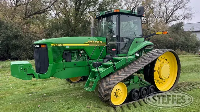 2001 John Deere 8410T