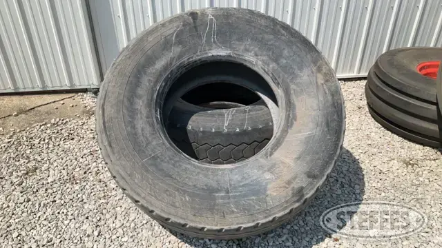 (2) Michelin 445/65R22.5 tires