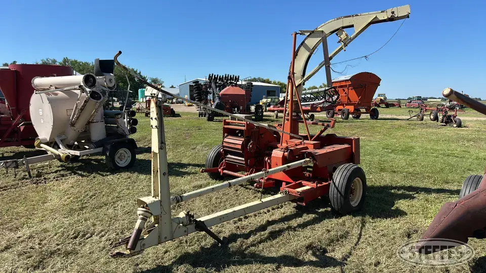 Gehl CB600 Forage Processing