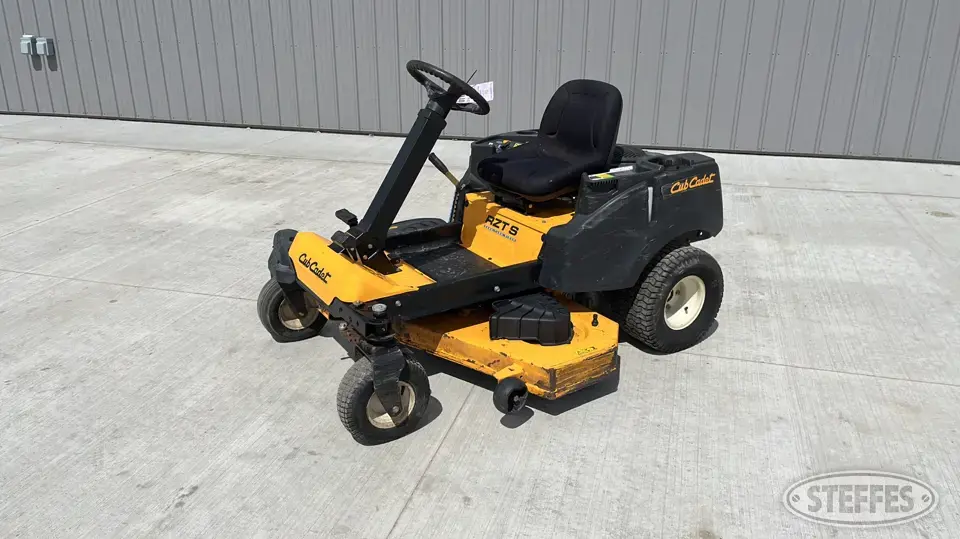 2017 Cub Cadet RZT Zero Turn Mower