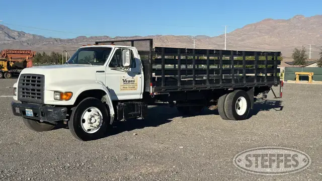 1998 Ford F-700