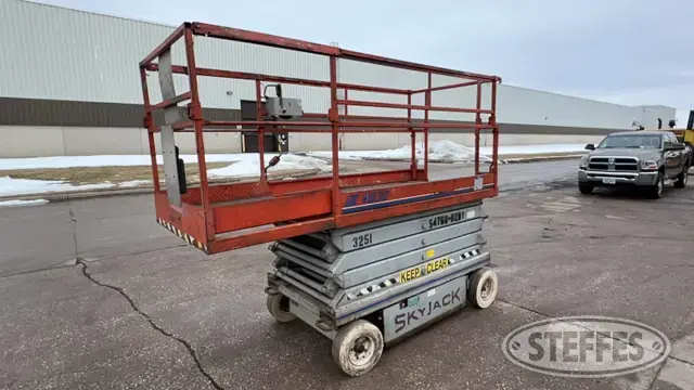 1999 Skyjack SJII 4830