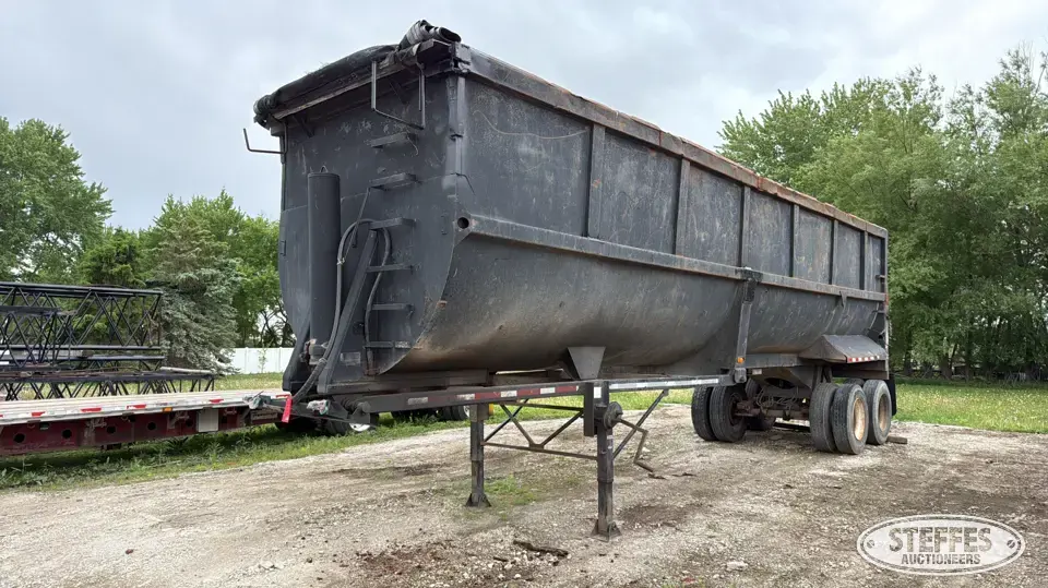 2001 Tandem axle end dump trailer