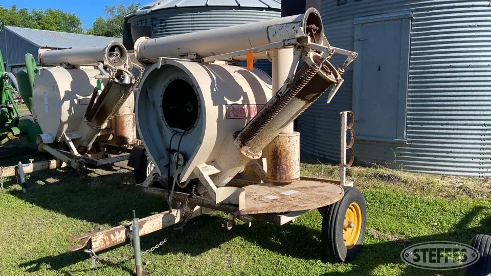 REM 1026 Pneumatic Grain Equipment