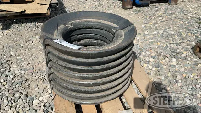 (8) Case IH wheel weights