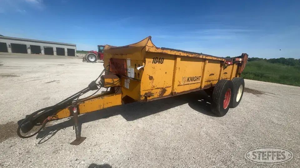 Knight 1040 Manure Application Equipment