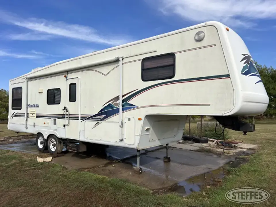 1999 Keystone Montana 3255RL Motorhome