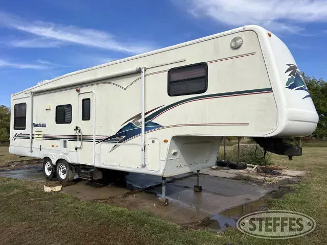 1999 Keystone Montana 3255RL