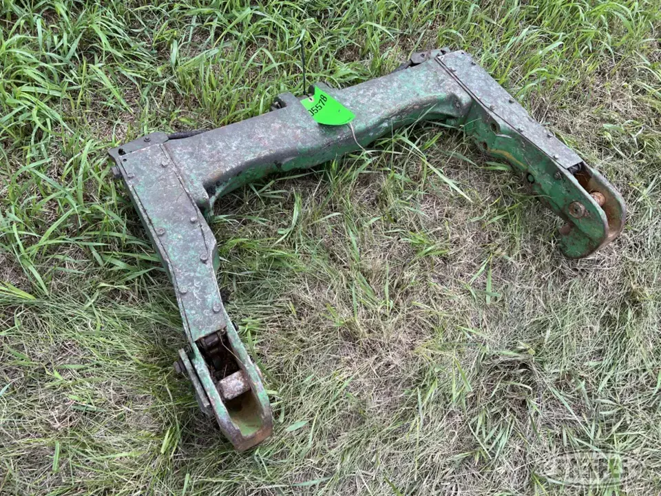 John Deere Cat 2 Ag Equipment Part