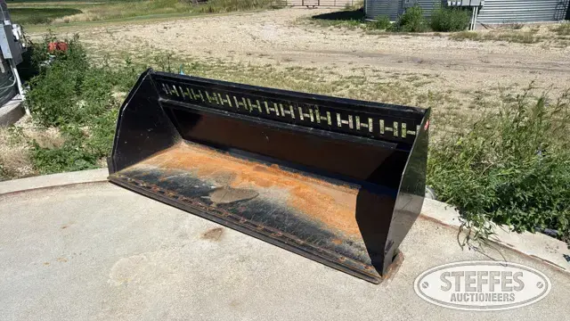 HH Fabrication bucket