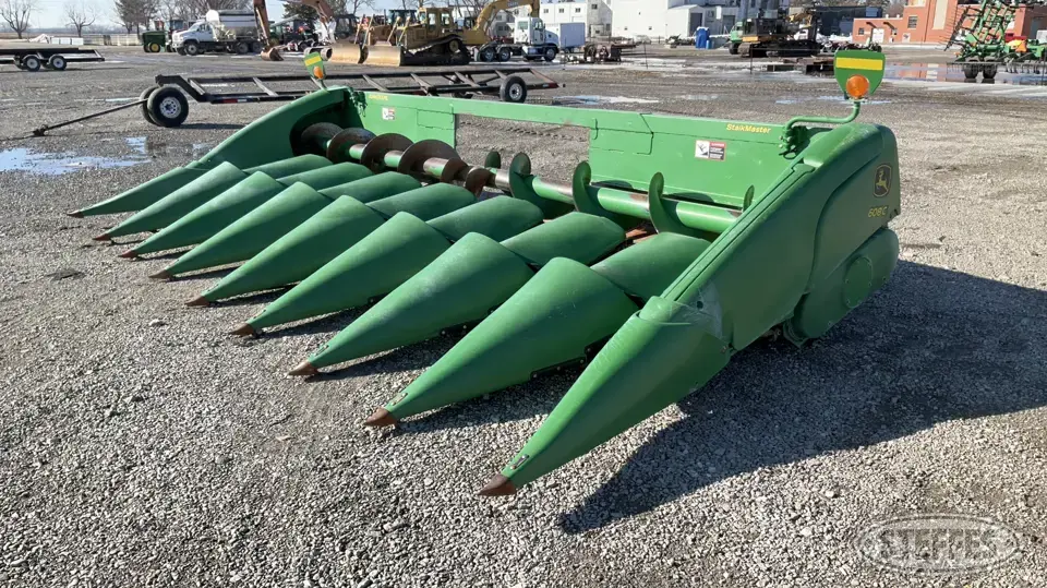 2008 John Deere 608C StalkMaster Corn Head