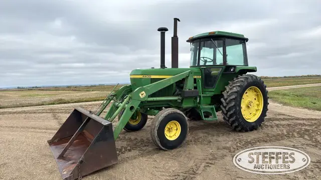 1973 John Deere 4430
