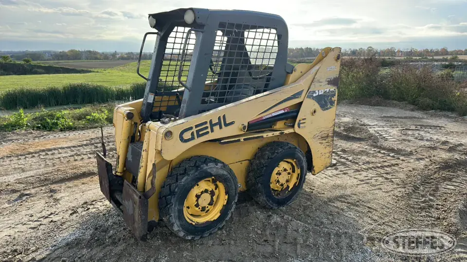 Gehl 3640 Wheeled Skid Steer