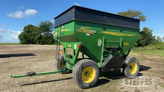 2002 Demco 365 Posi-Flow