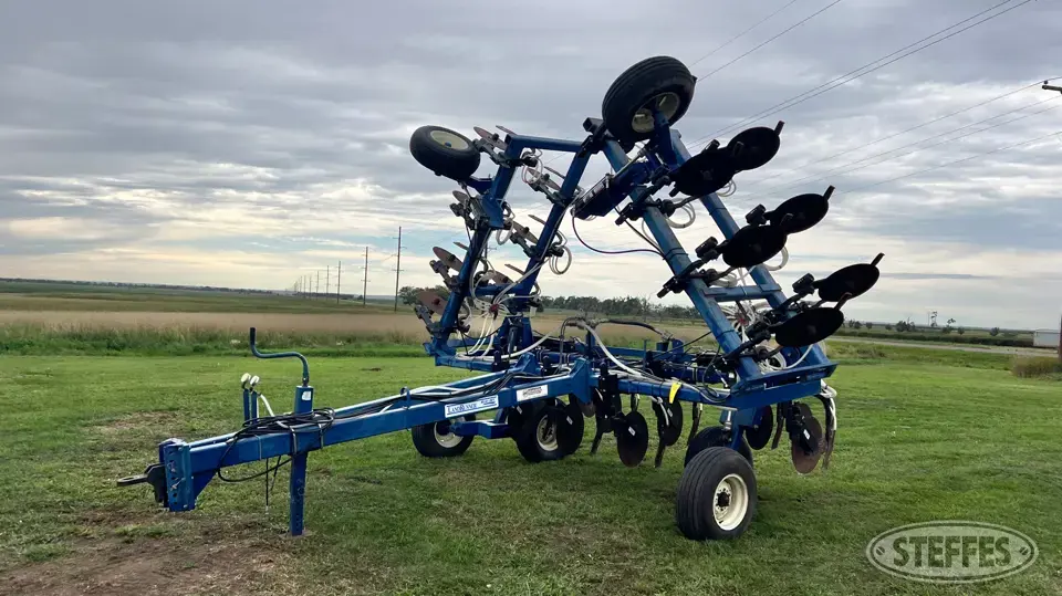 Blu-Jet LandRunner NH3 Applicator